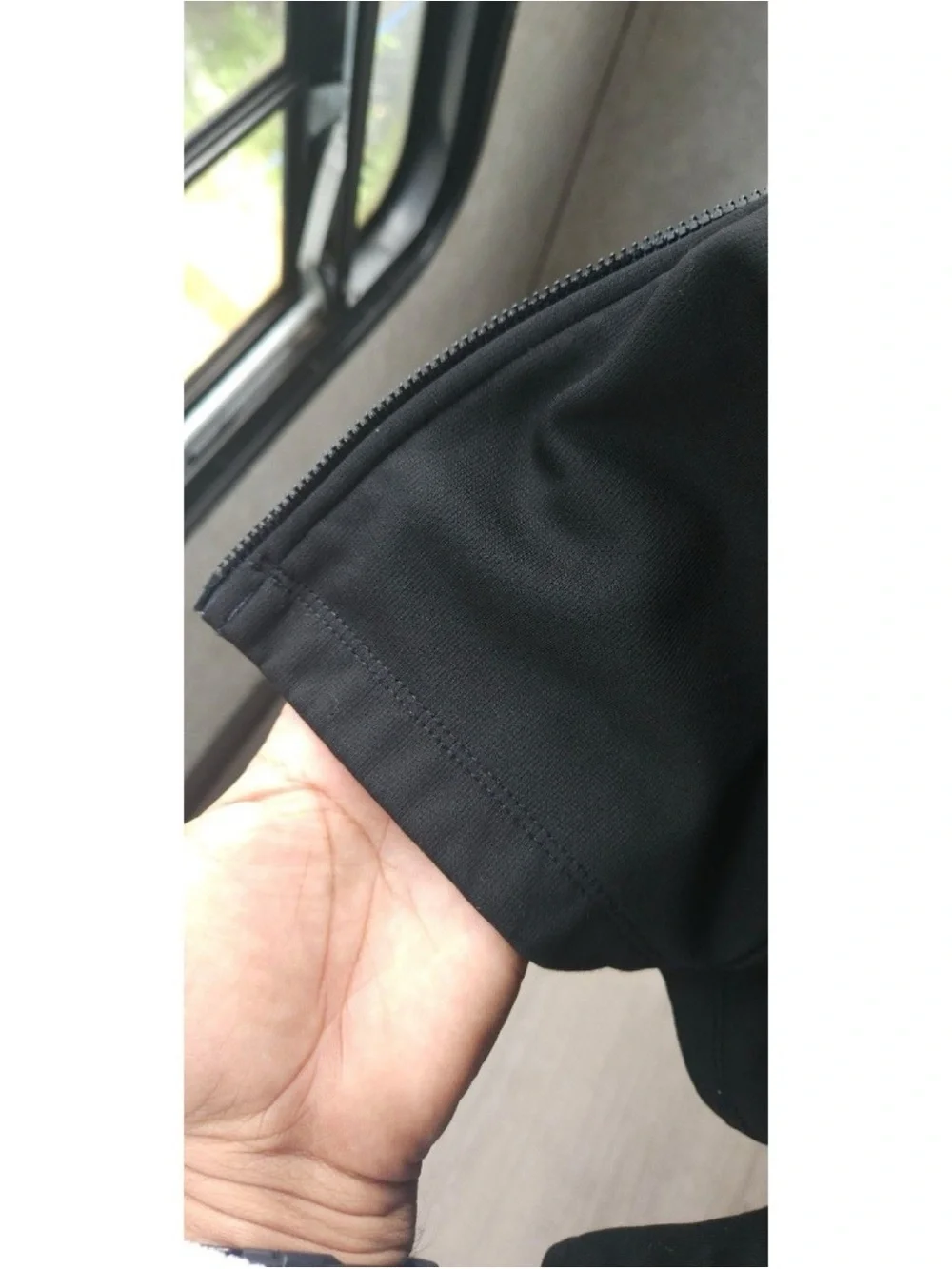 Men's Black Full-Zip Softshell Jacket